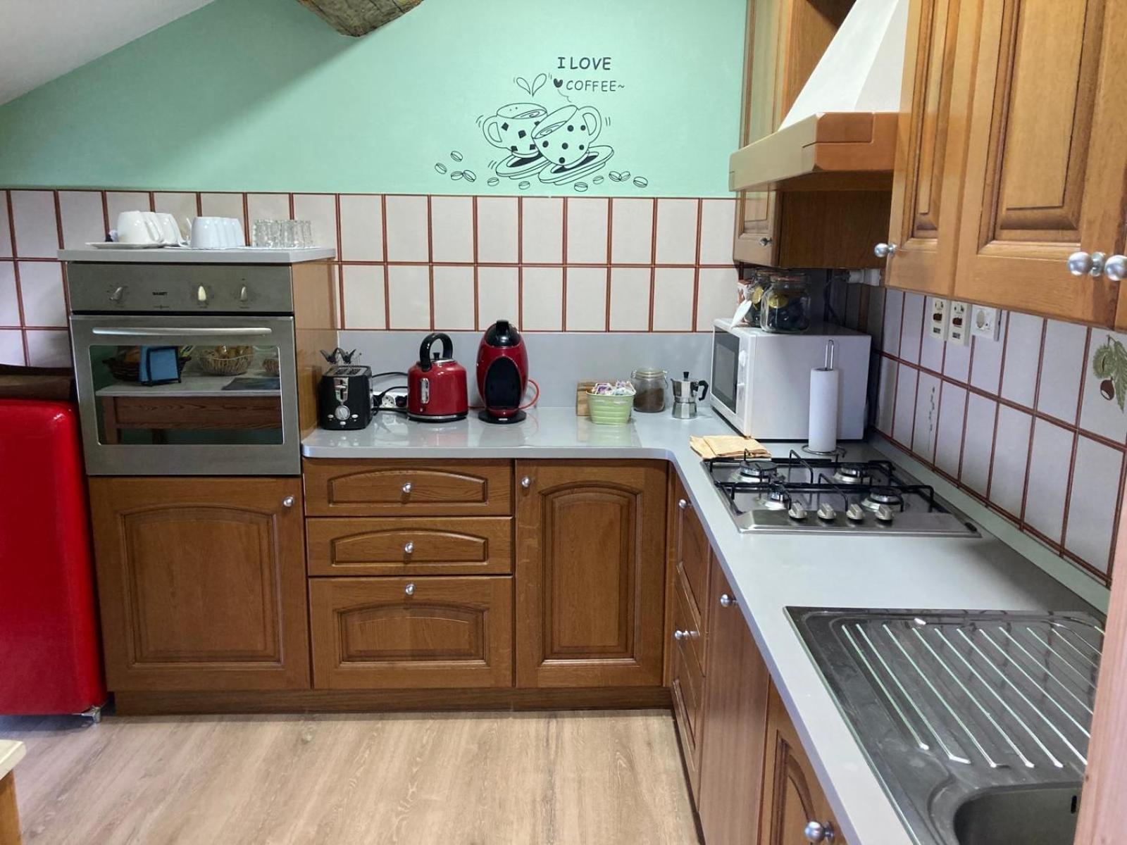 לינה וארוחת בוקר פלטרה A Casa Di Checco מראה חיצוני תמונה